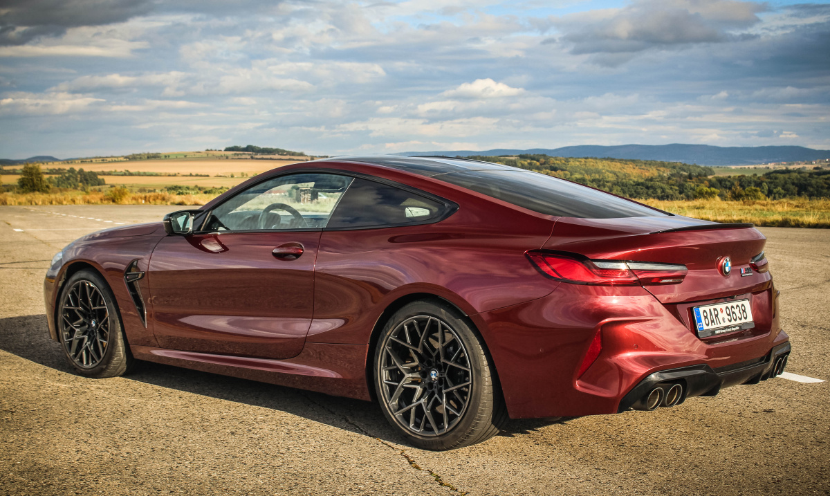 bmw-m8-competition-2021-17
