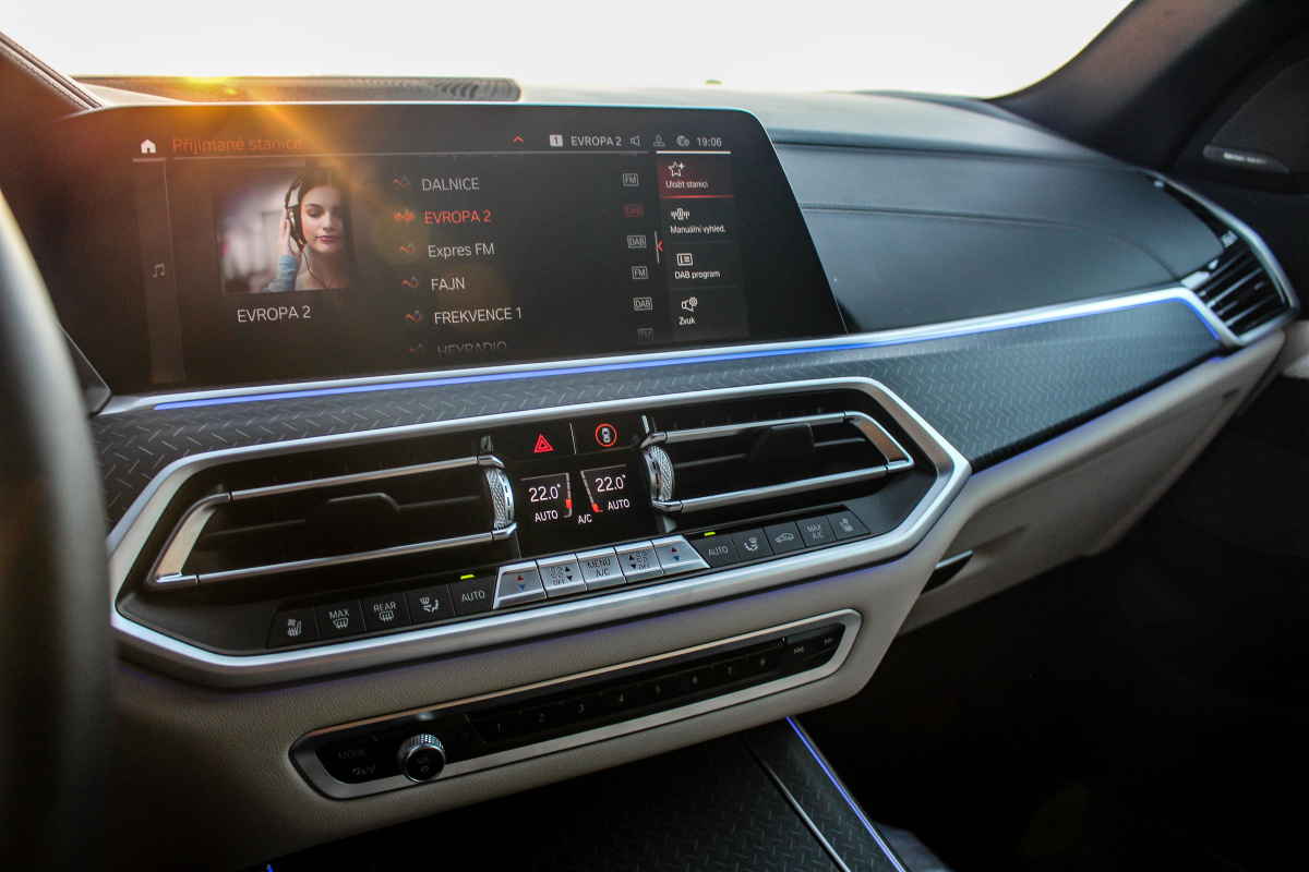 bmw-x5-2021-20