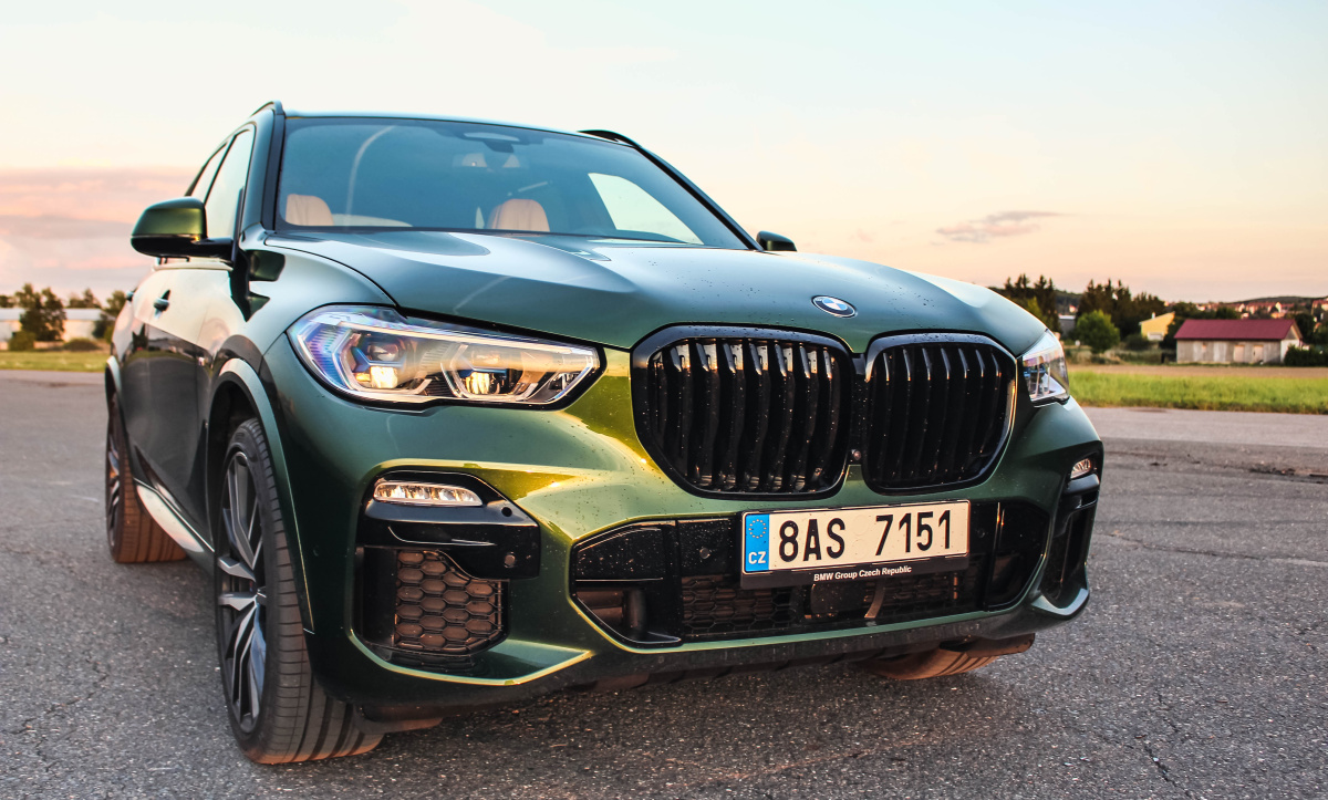 bmw-x5-2021-9