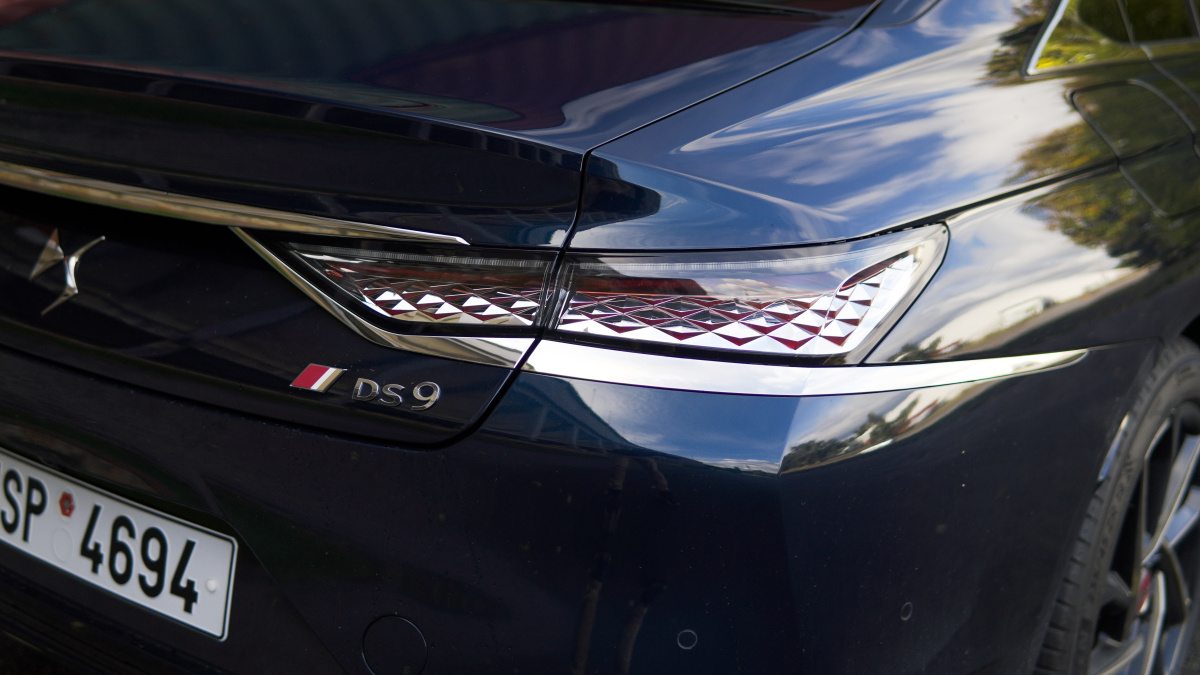 ds-automobiles-ds9-27