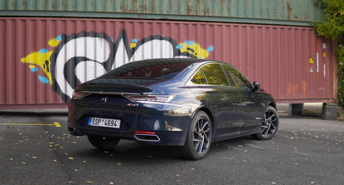 ds-automobiles-ds9-29