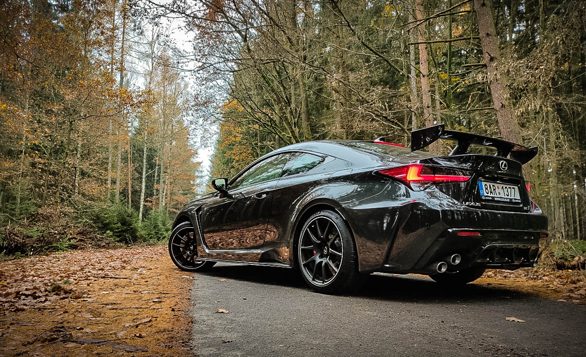 lexus-rc-f-track-edition-16