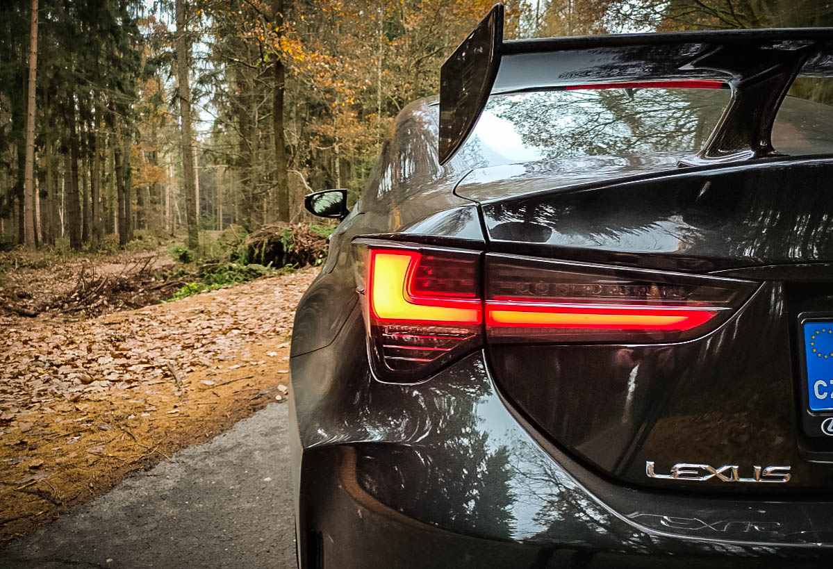 lexus-rc-f-track-edition-19