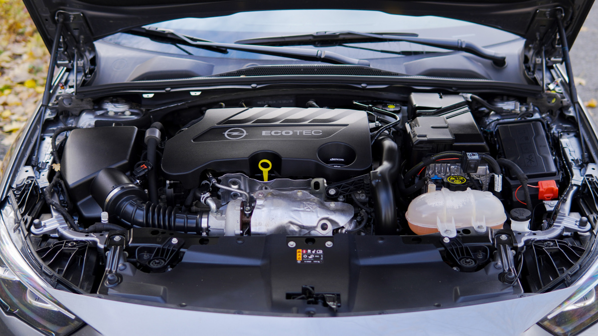 opel-insignia-sports-tourer-16