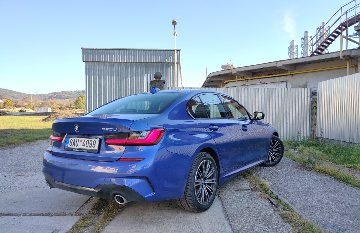 bmw-3-2021-31