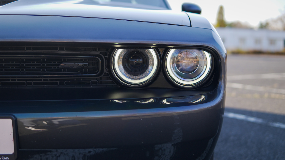 dodge-challenger-gt-1