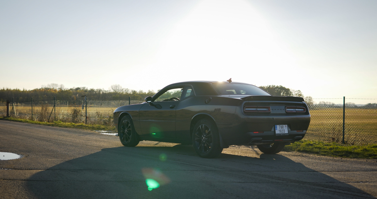 dodge-challenger-gt-12