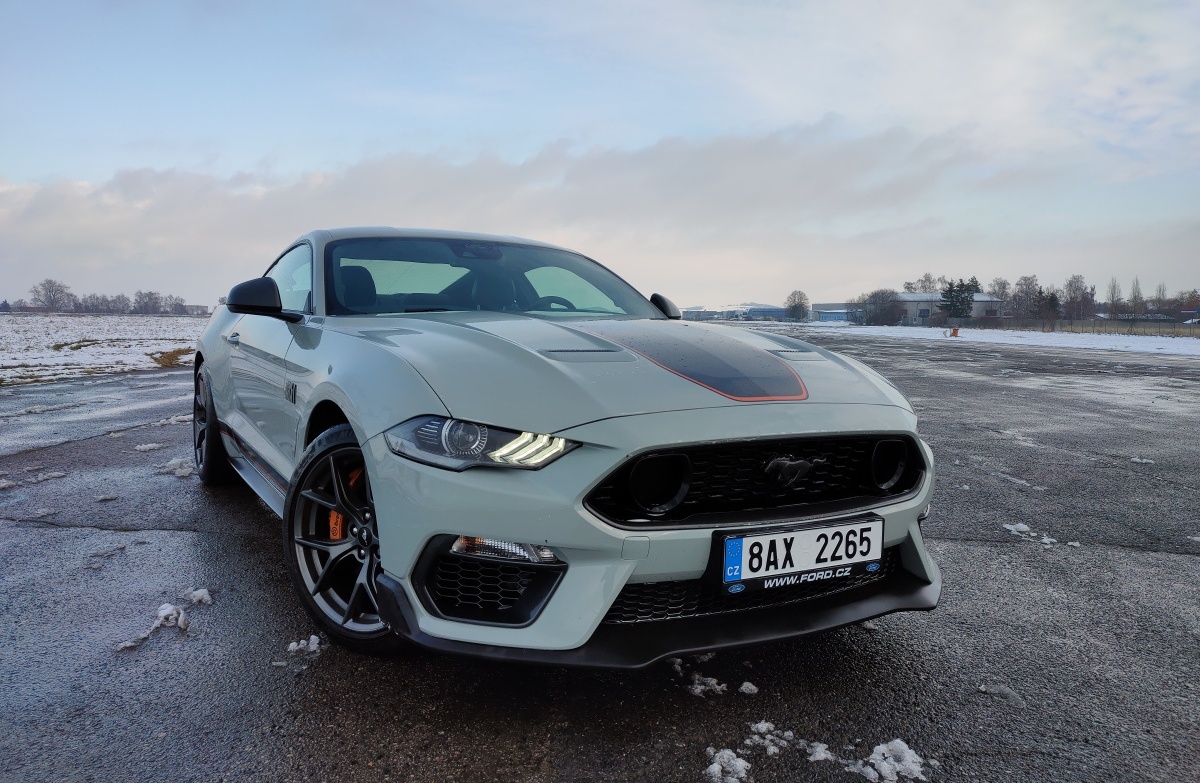 ford-mustang-mach-1-3