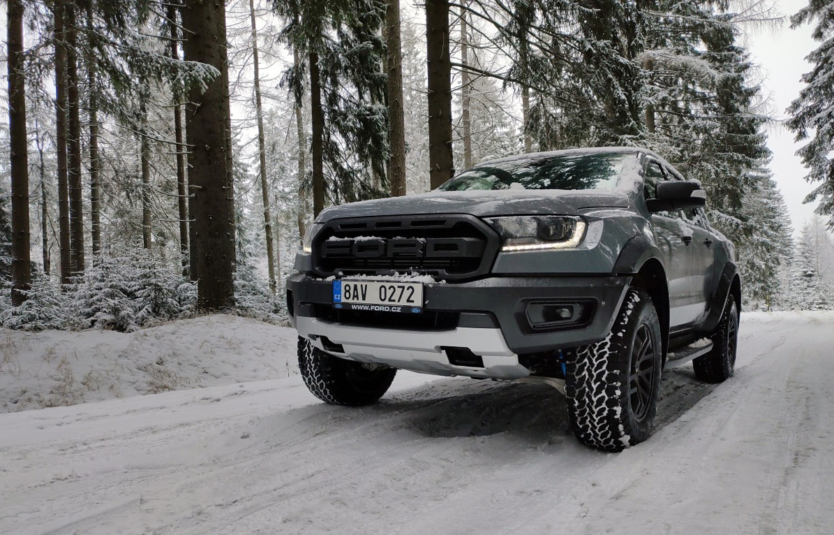 ford-ranger-raptor-2021-2