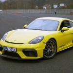 porsche-cayman-gt4-2021-1