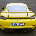porsche-cayman-gt4-2021-10