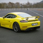 porsche-cayman-gt4-2021-5