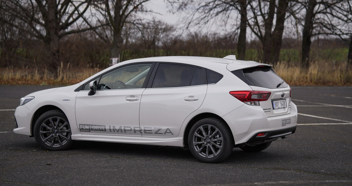 subaru-impreza-2021-10
