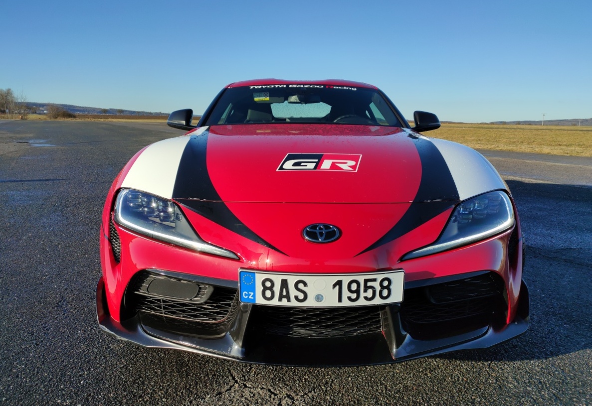 toyota-gr-supra-2021-11