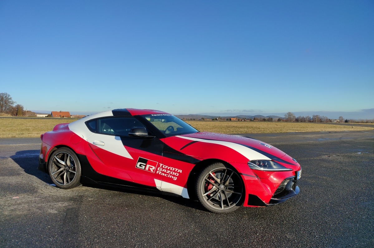 toyota-gr-supra-2021-2