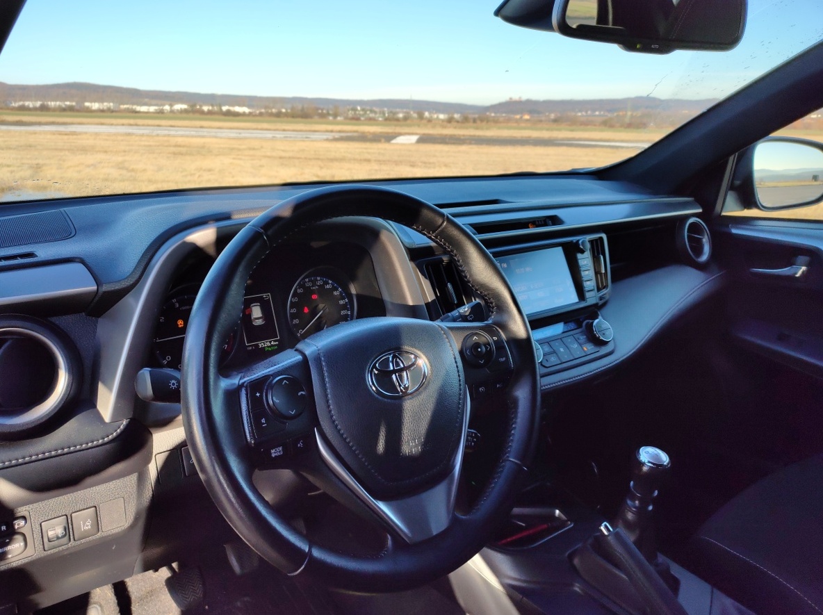 toyota-rav4-15