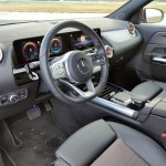 mercedes-benz-eqa-14