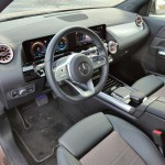 mercedes-benz-eqa-16