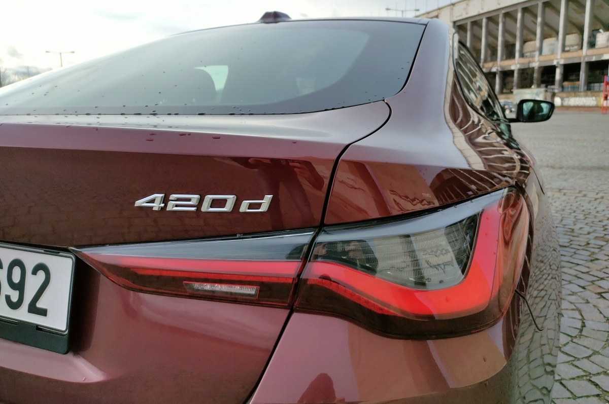 bmw-4-gran-coupe-2022-21