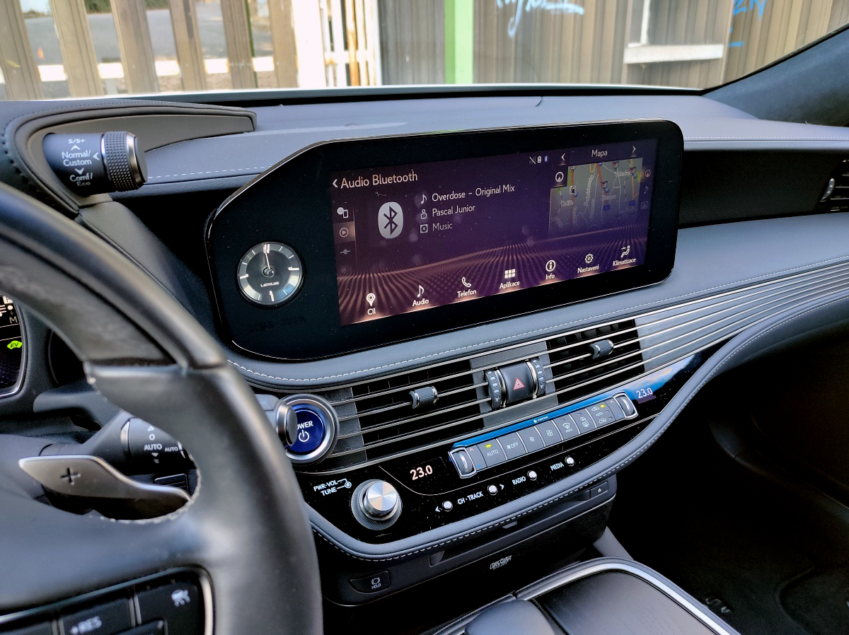 lexus-ls-2022-19