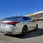 lexus-ls-2022-54