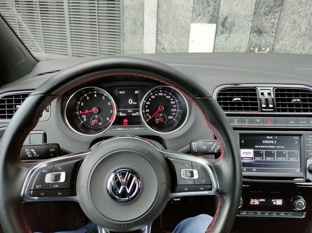volkswagen-polo-gti-18