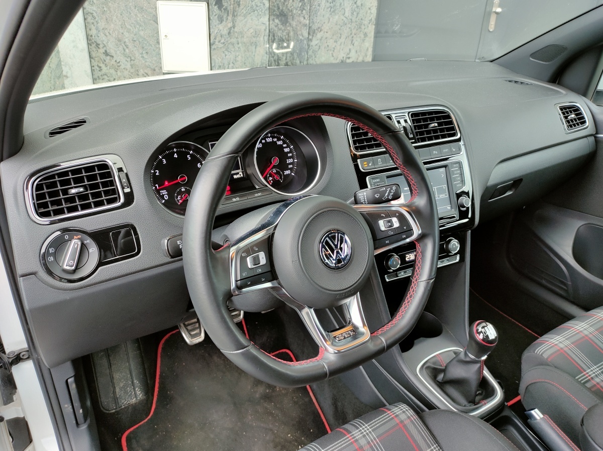 volkswagen-polo-gti-20