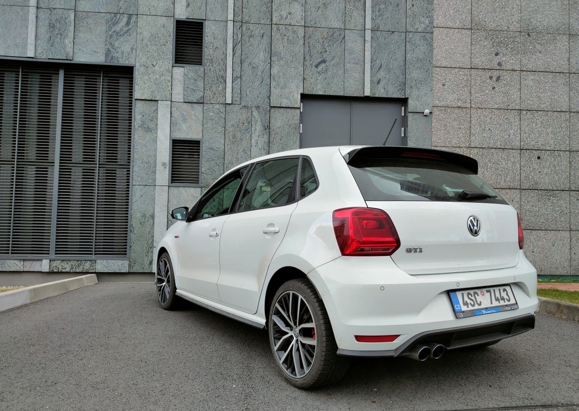 volkswagen-polo-gti-27