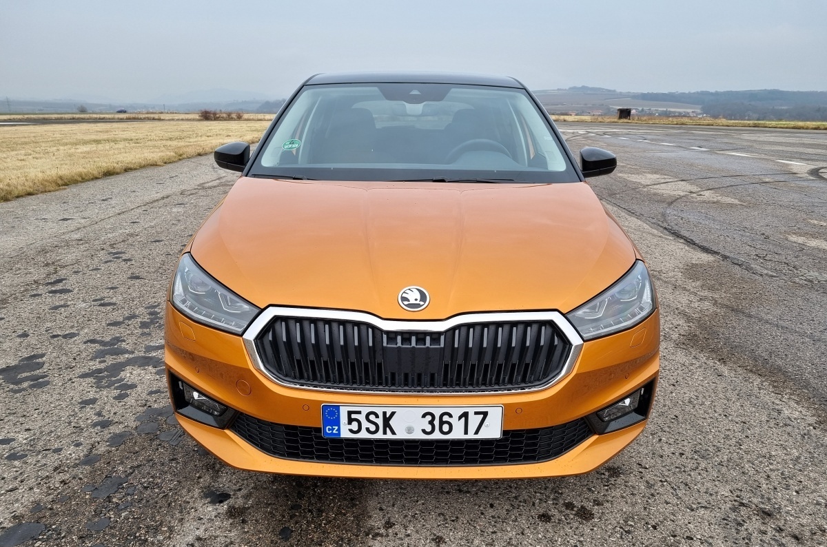 skoda-fabia-2022-1
