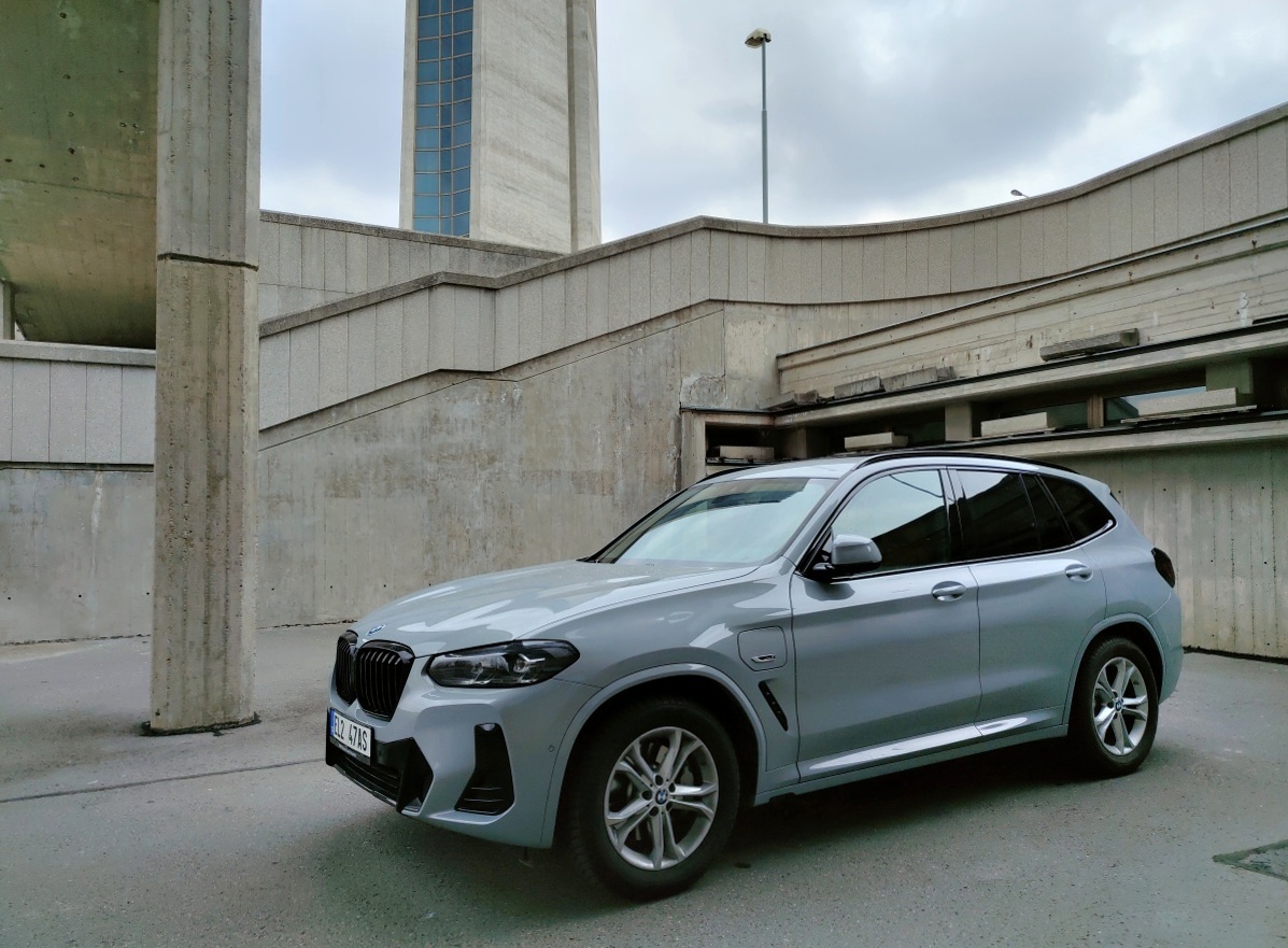 bmw-x3-2022-11