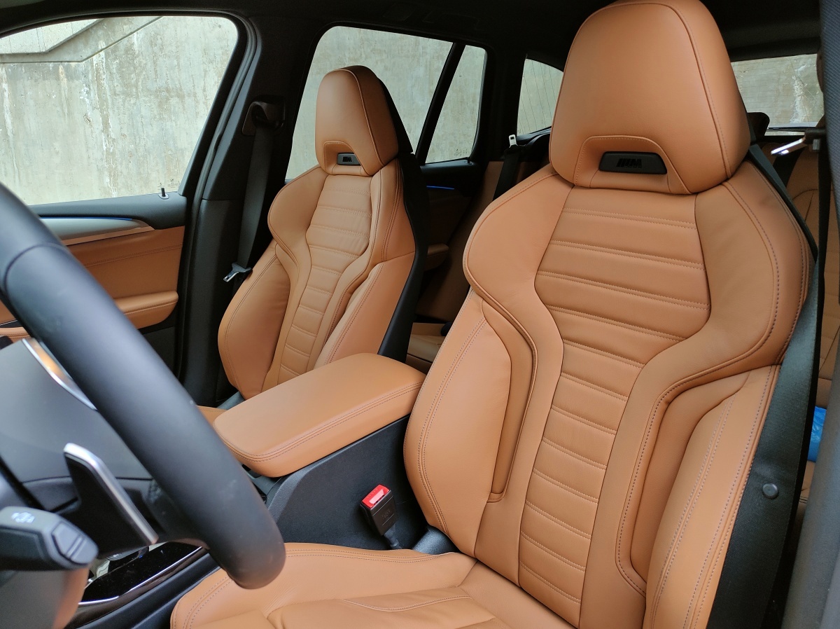 bmw-x3-2022-25