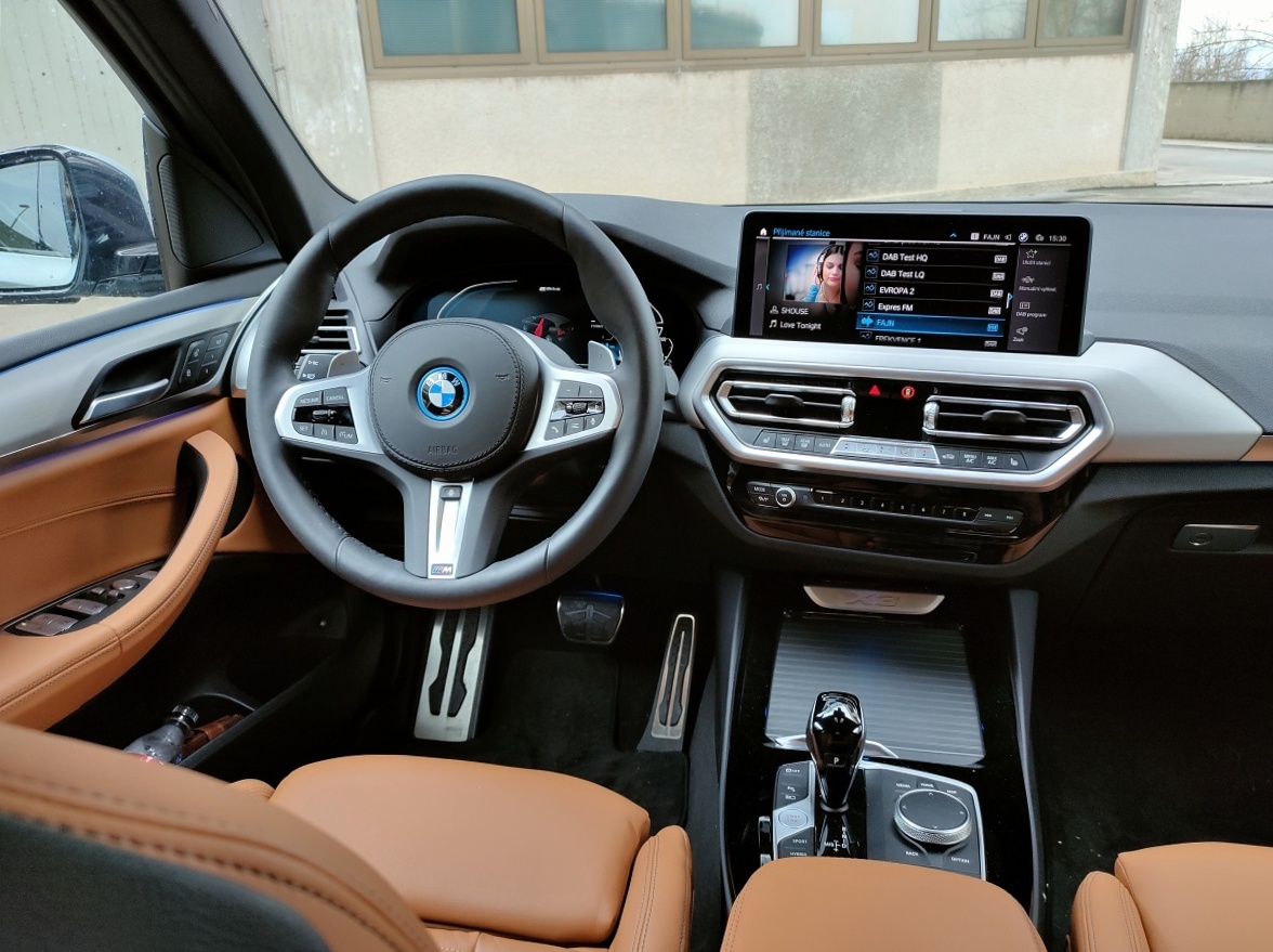 bmw-x3-2022-32