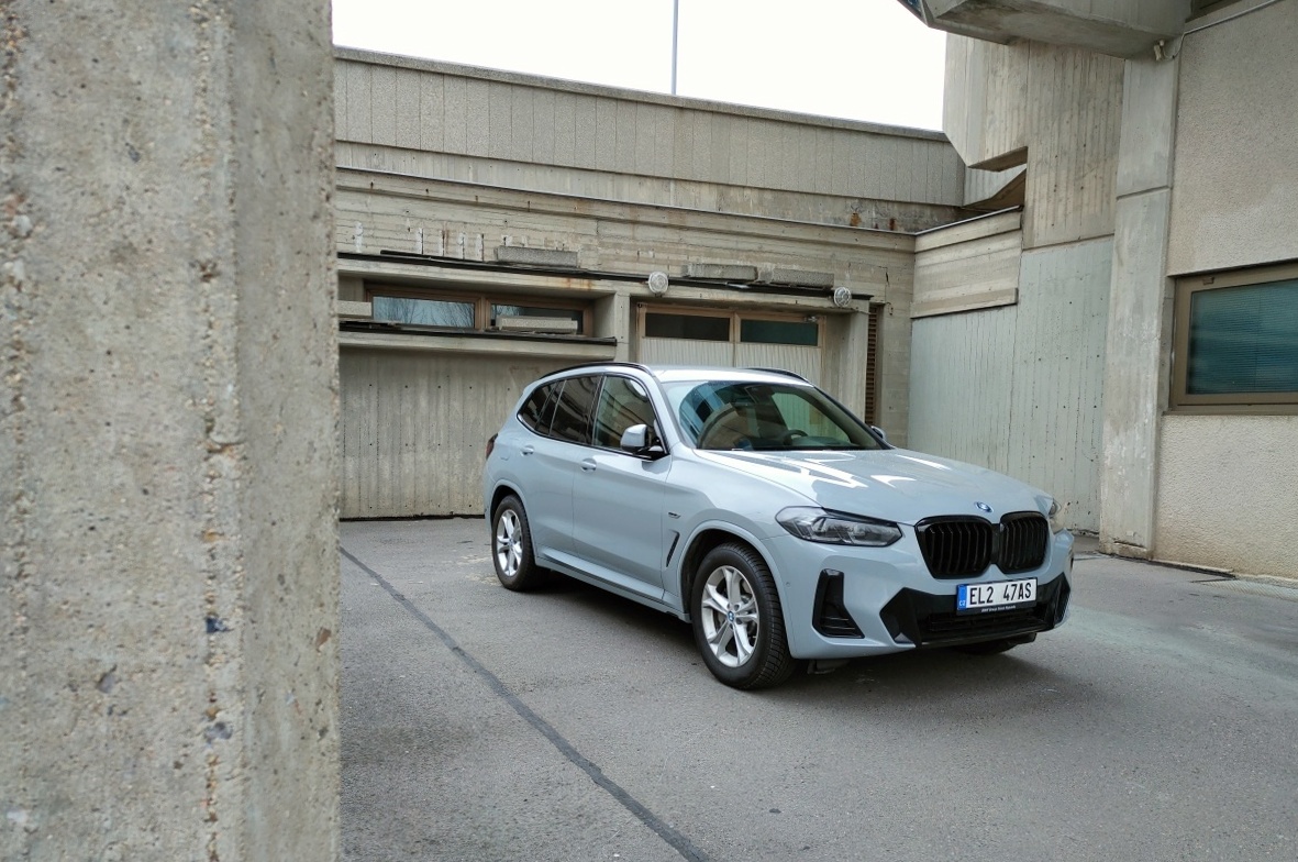 bmw-x3-2022-6