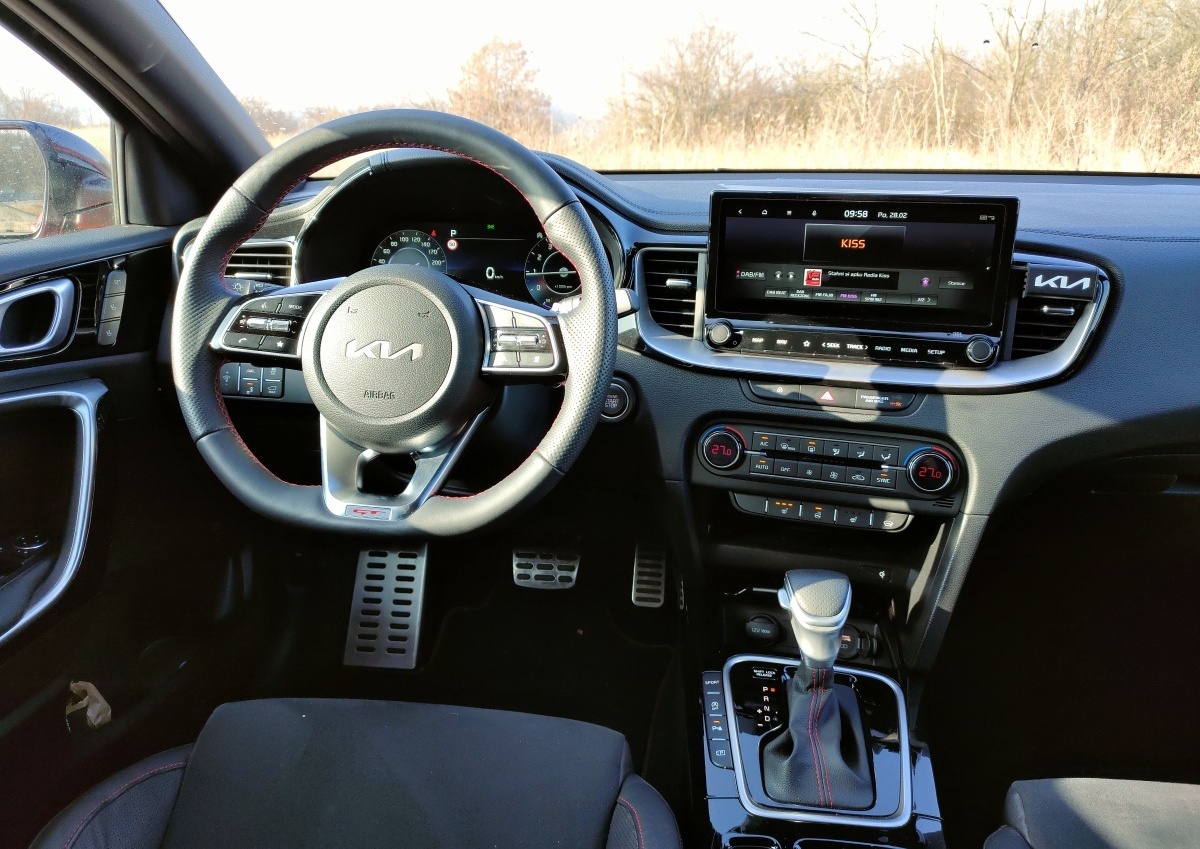 kia-proceed-2022-43