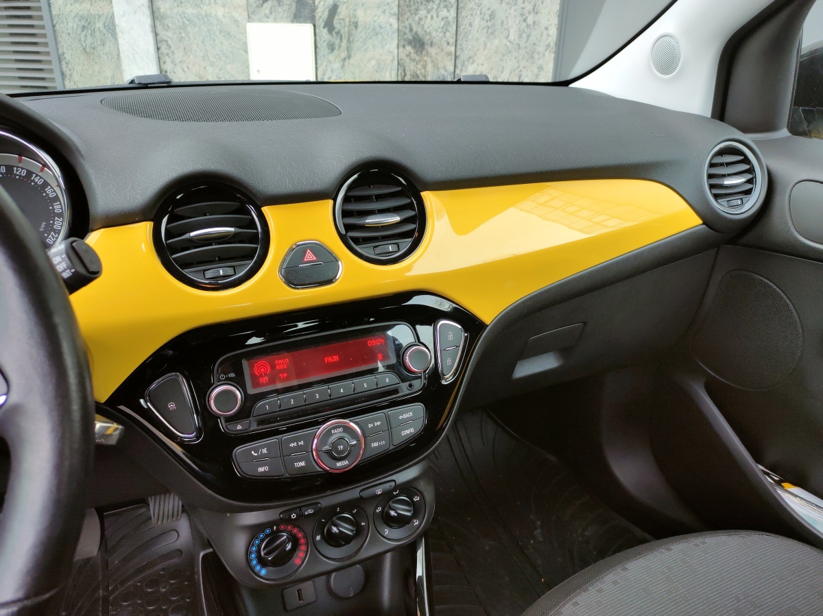 opel-adam-26