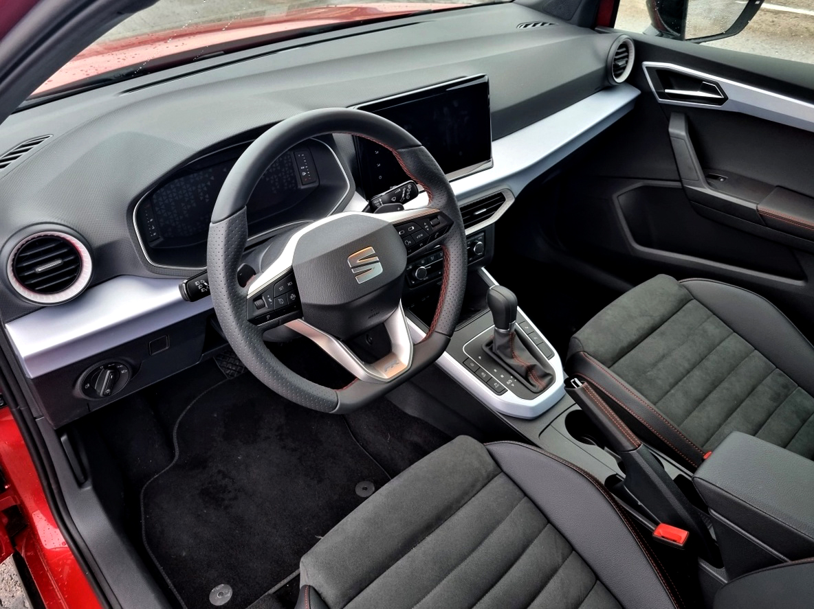 seat-arona-2022-9