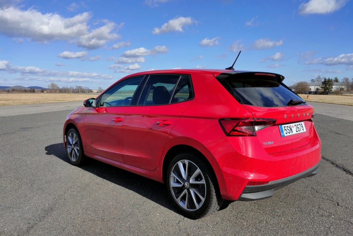 skoda-fabia-2022-19