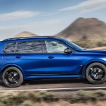 2023-bmw_x7_m60i-5