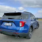 ford-explorer-2022-23