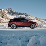 p90446346_highres_the-bmw-ix-on-ice-an-1