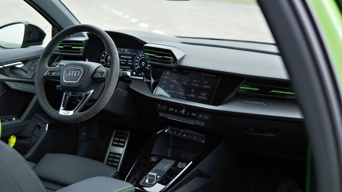 audi-rs3-2022-15