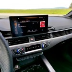 audi-rs4-2022-25