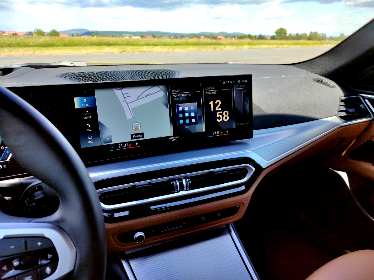 bmw-i4-2022-29
