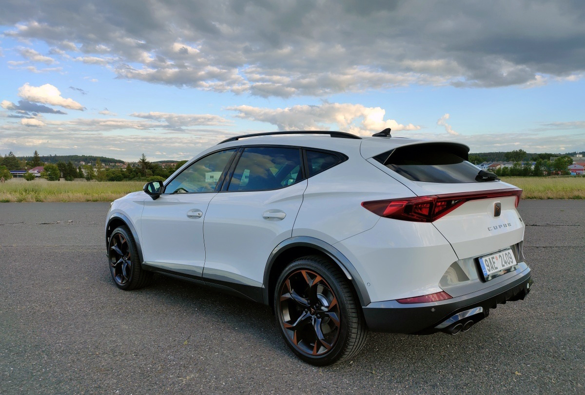 cupra-formentor-vz-2022-27