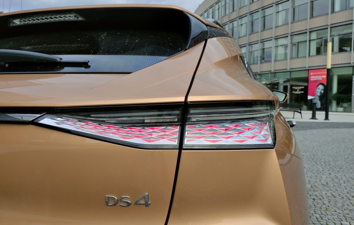 ds4-2022-20