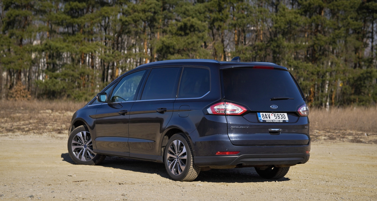 ford-galaxy-2022-9