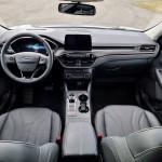 ford-kuga-2022-21