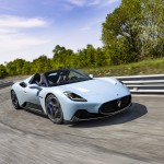 maserati_mc20_cielo_dynamic-10