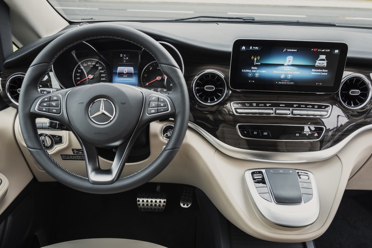 mercedes-benz-marco-polo_32