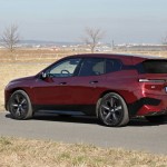 test-2022-bmw_ix_xdrive40-elektromobil-4